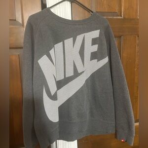 Grey Nike pull over. Size XL